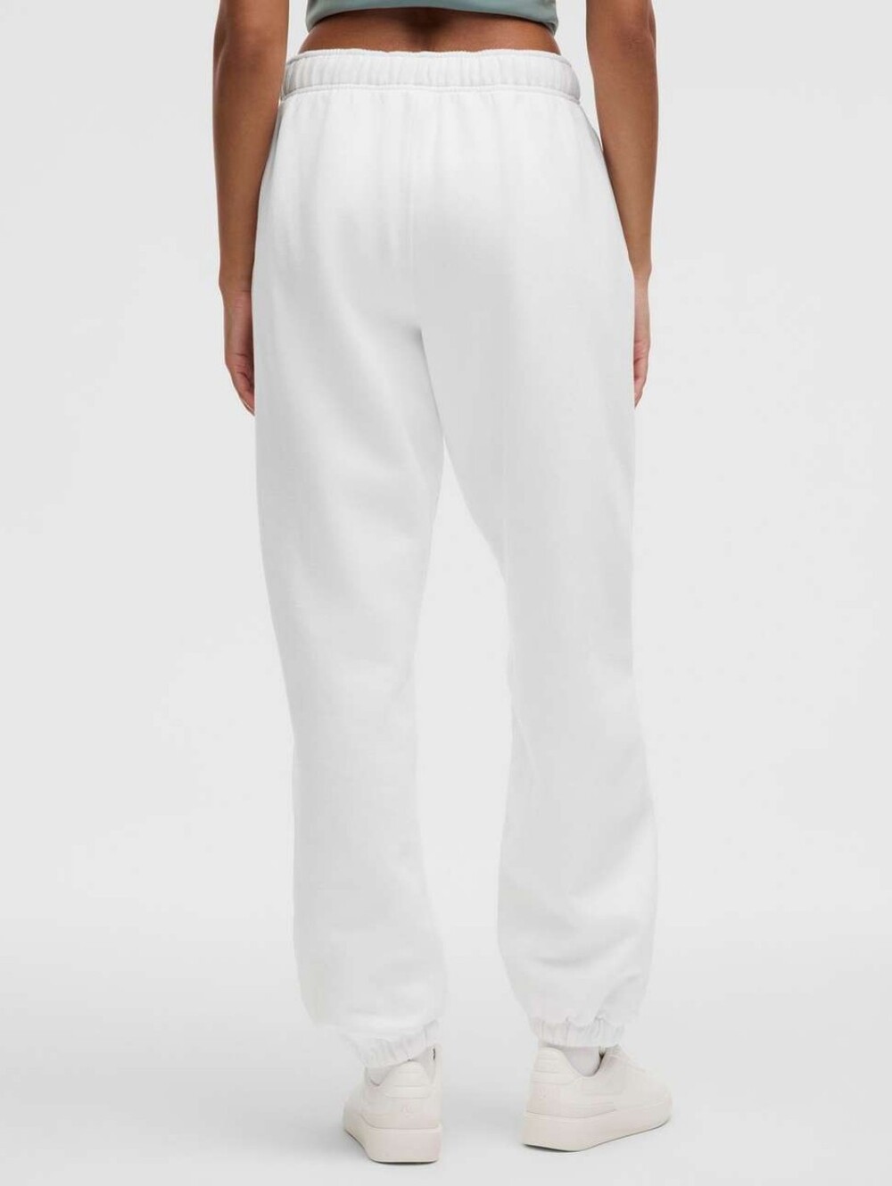 NWOT Lululemon Scuba Mid-Rise Oversized Jogger *Regular White